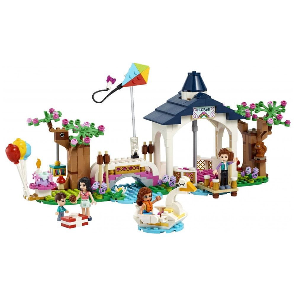 LEGO Friends 41447 Park v městečku Heartlake